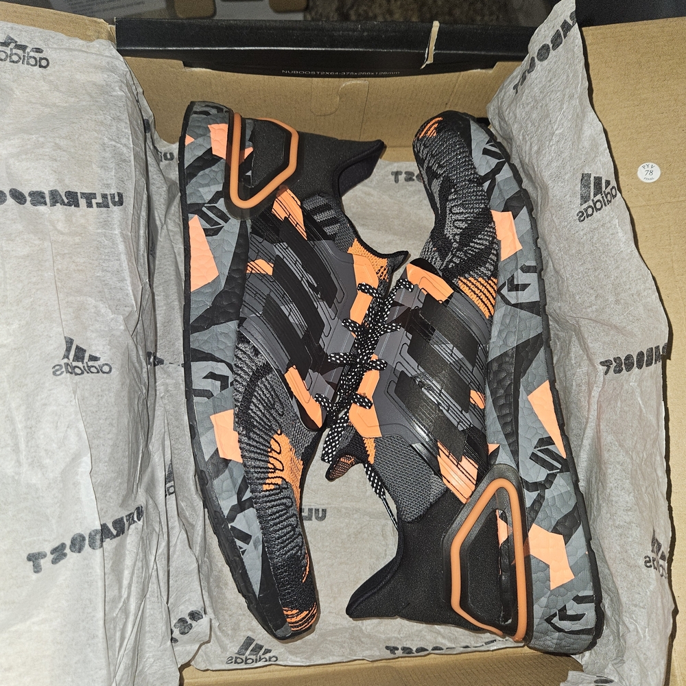 Brand New Adidas Men's Size 14 Ultraboost 20 Running Shoes w/OG box